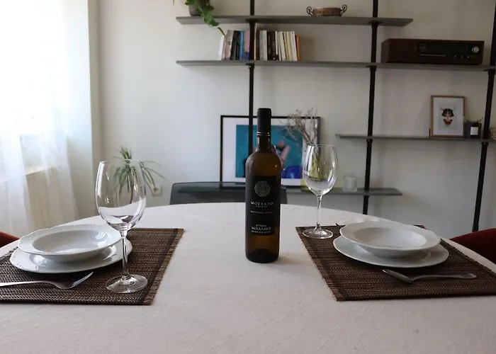 Upper Side Koum-kapi 하니아